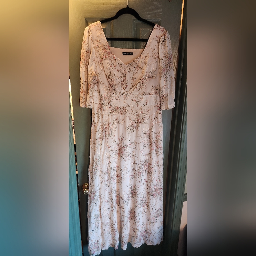 Floral midi dress by Shein, Sz0XL, gold metallic threading.
